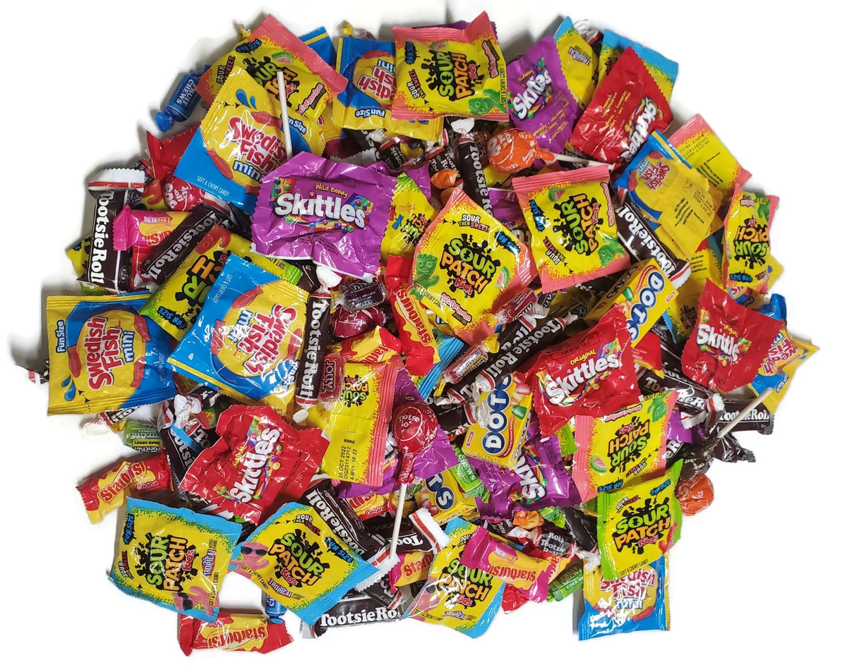 Assorted Bulk Candy - Bulk Party Mix - 6 Pounds - Goodie Bag Stuffers -  Pinata Candies - Individually Wrapped - Big Candy Bag